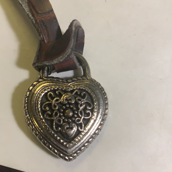 Brighton croc embossed Heart FOB Hangtag charm key chain used - Picture 4 of 4